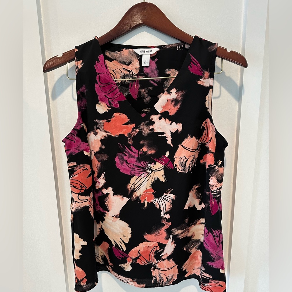 Nine West Black, Coral  and Pink Floral Tank Top